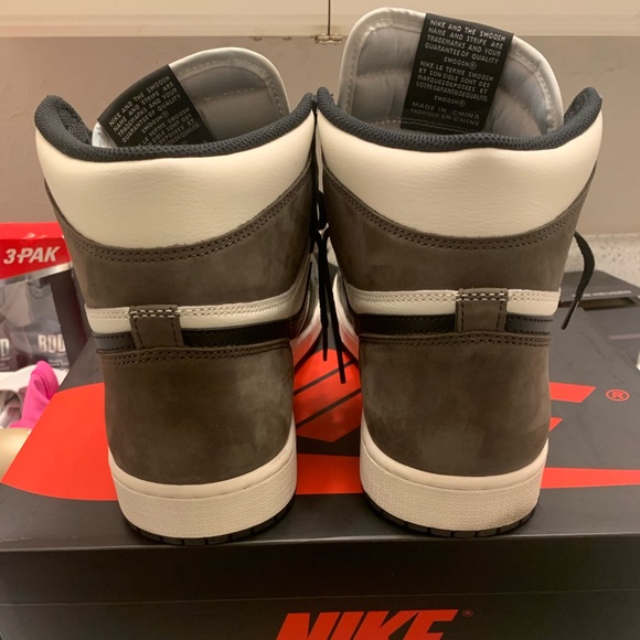 Jordan Mocha 1s - Picture 3 of 4